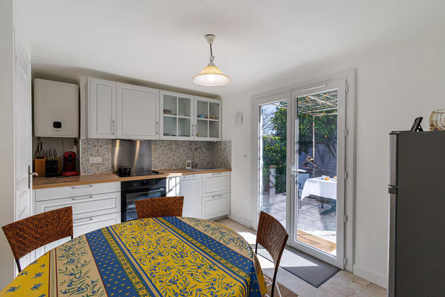 Kitchen &amp; Dining